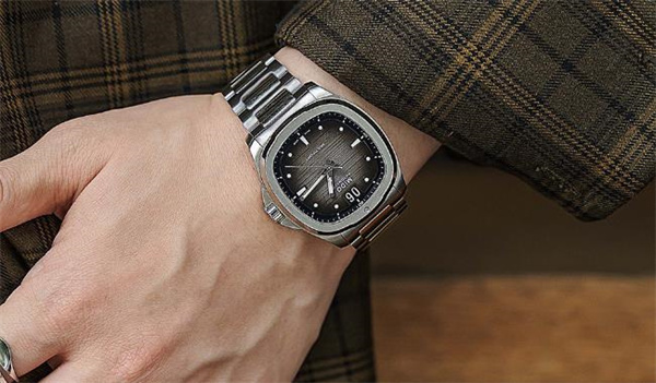 美度手表机芯生锈了如何解决(图) 美度手表机芯生锈了如何解决(图)