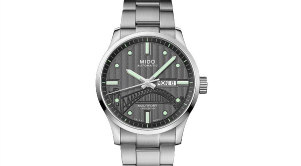 美度手表外观有划痕应该咋解决(图) 美度手表外观有划痕应该咋解决(图)